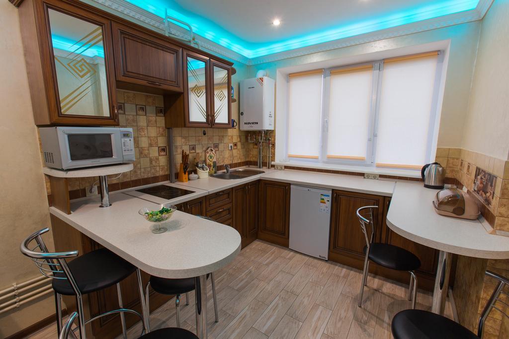 Modern Apartment On Akademika Sakharova 27A Iwano-Frankiwsk Zewnętrze zdjęcie
