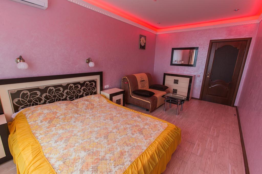 Modern Apartment On Akademika Sakharova 27A Iwano-Frankiwsk Zewnętrze zdjęcie