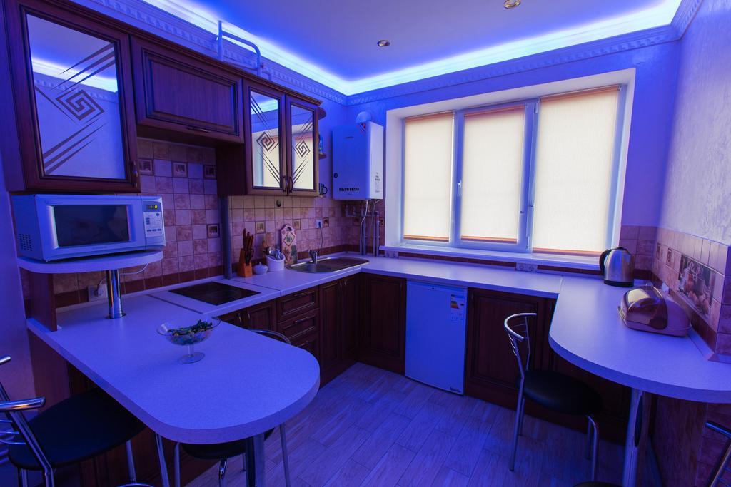 Modern Apartment On Akademika Sakharova 27A Iwano-Frankiwsk Zewnętrze zdjęcie