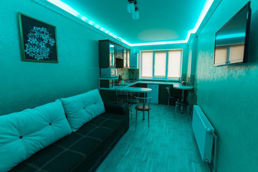 Modern Apartment On Akademika Sakharova 27A Iwano-Frankiwsk Zewnętrze zdjęcie